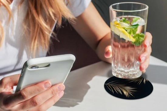 KitchenYeah Onderzetters Voor Glazen - Goud Print - Zwart - Rond - Planten - Onderleggers Voor Glazen - 10x10 Cm - 6 Stuks - Afbeelding 3