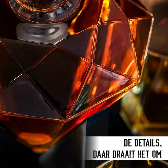 Whisiskey Whiskey Karaf - Diamant - Luxe Whisky Karaf Set - Whiskey Set - 0,9 L - Decanteer Karaf - Incl. Whiskey Stones, Schenktuit En 4 Whiskey Glazen - Peaky Blinders - Cadeau Voor Man & Vrouw - Afbeelding 7